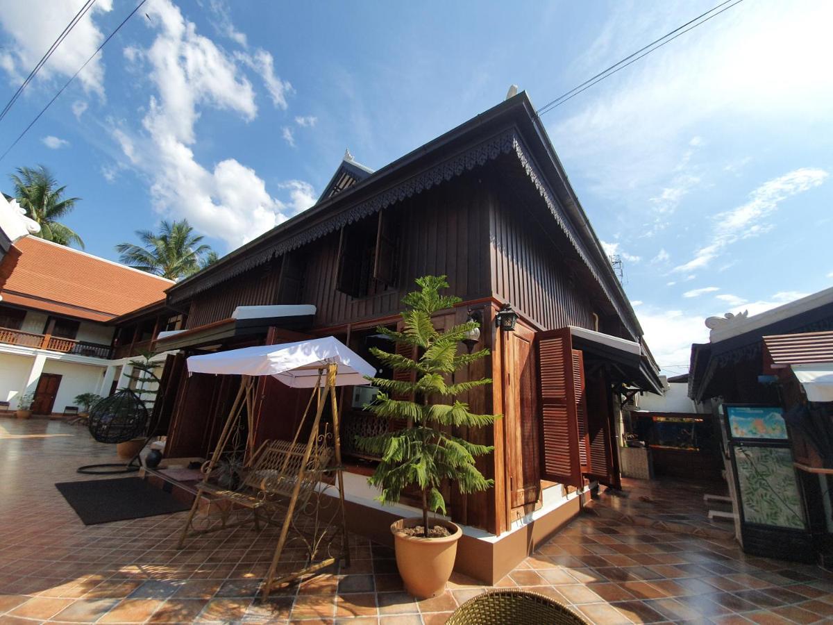 Ananta Villa Luang Prabang Exterior foto